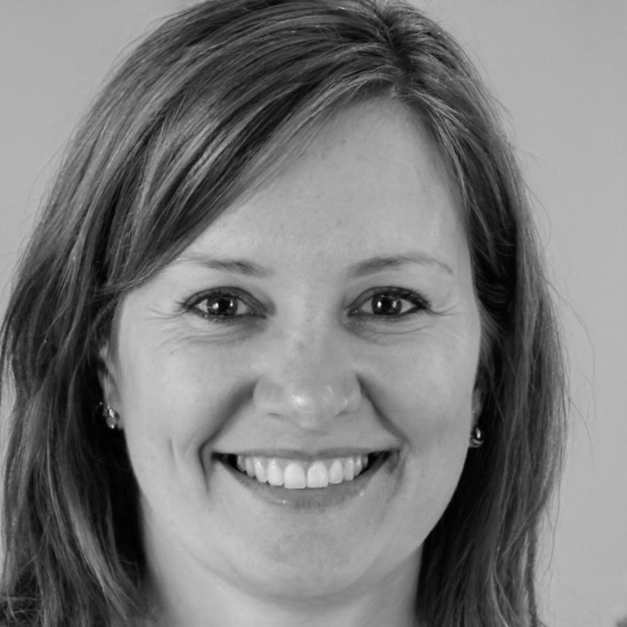 Camille Dubois, Expertin für Sparstrategien bei velanivaaros